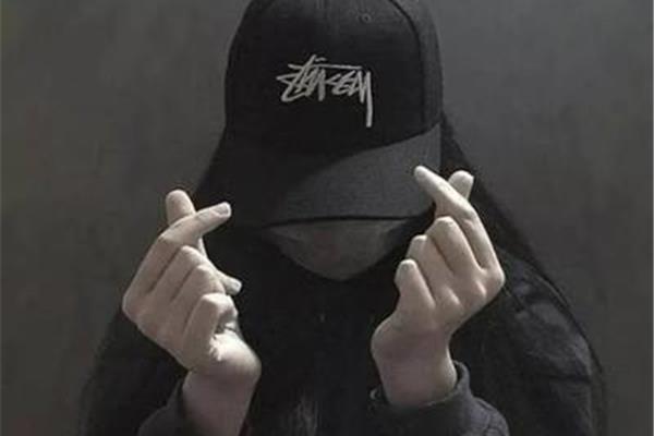 表示霸氣不屑的句子